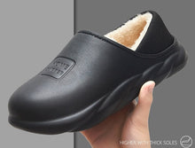 Lade das Bild in den Galerie-Viewer, EVA® - Der warme &amp; wasserabweisende Schuh für zuhause
